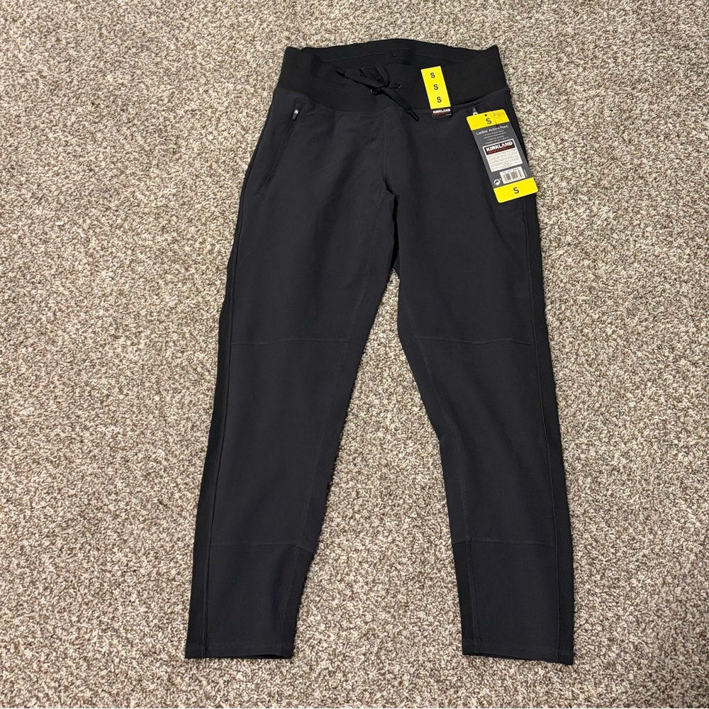 New With Tags Kirkland Joggers Size Small- Dark Grey
